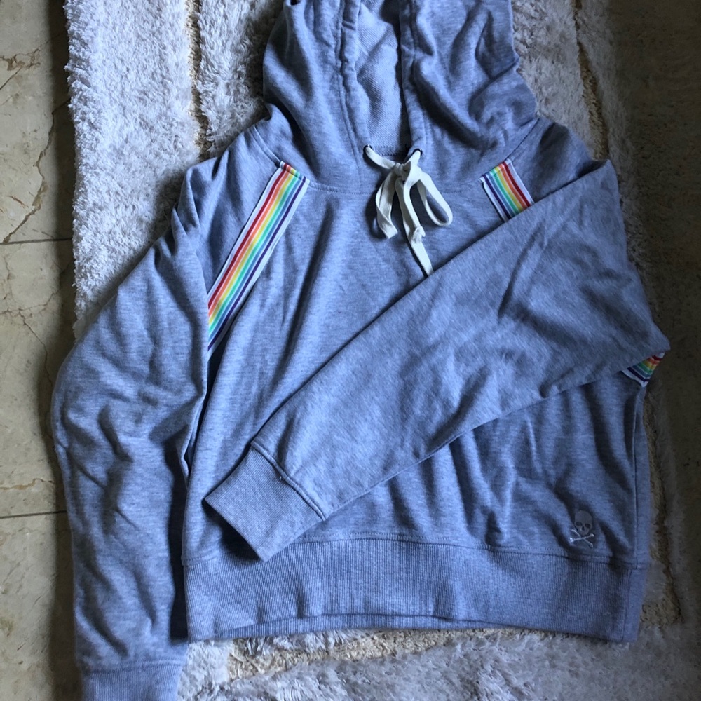 Cropped hoodie